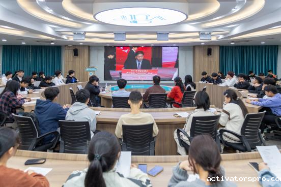 法治宣传周 | 弘扬宪法精神，共建法治校园
